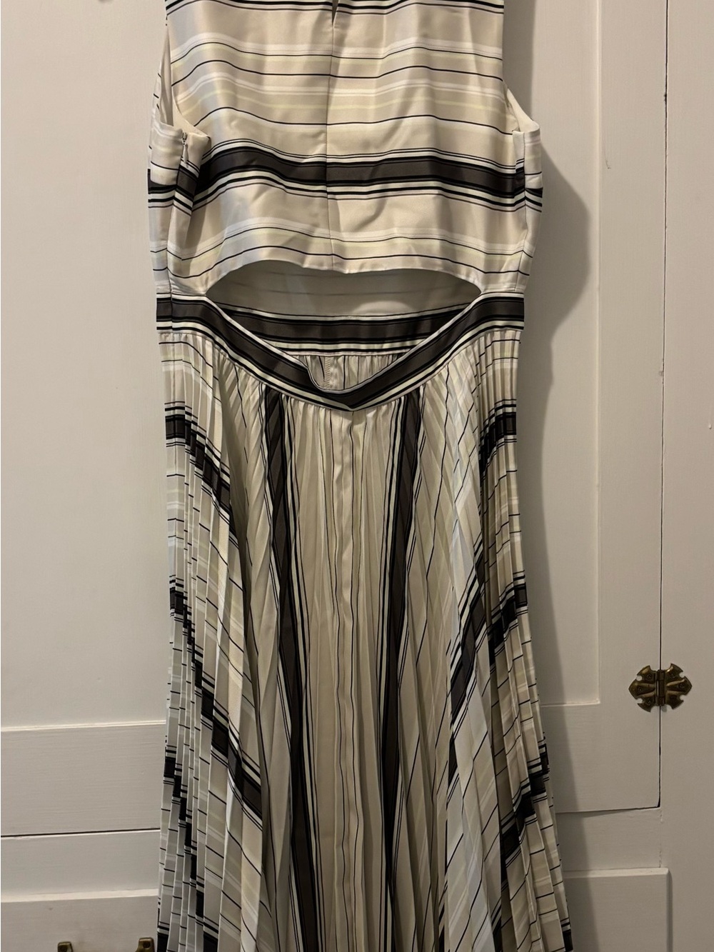 Banana Republic Striped Pleated Midi Dress in Cream and Black - Picture 5 of 8